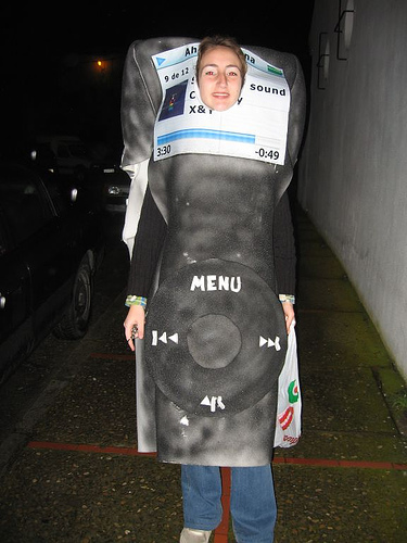 Girl Goes All Out With iPod Costume